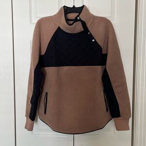 Abercrombie & Fitch pullover. Size medium.